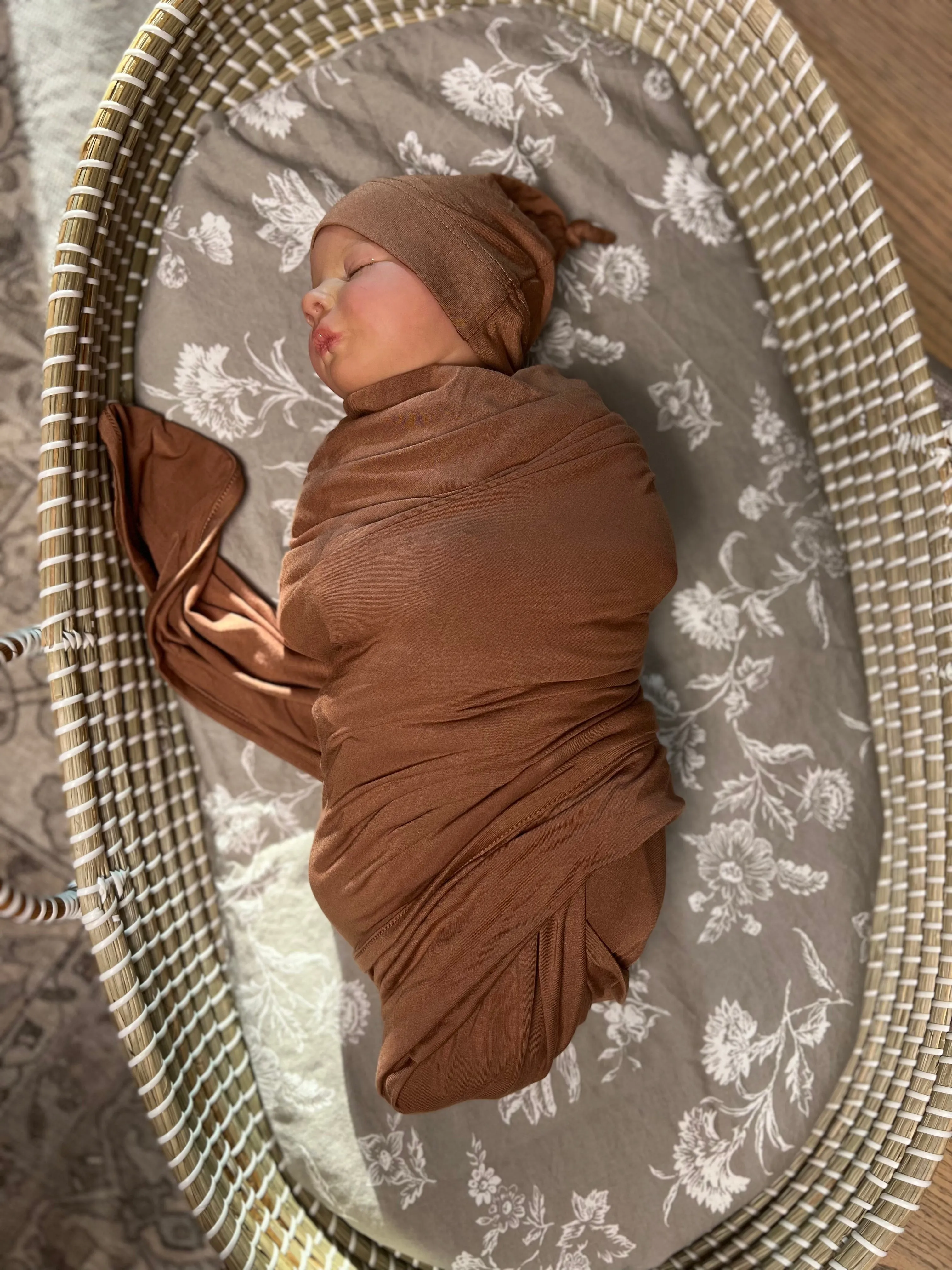 Baby Swaddle Set: Caramel